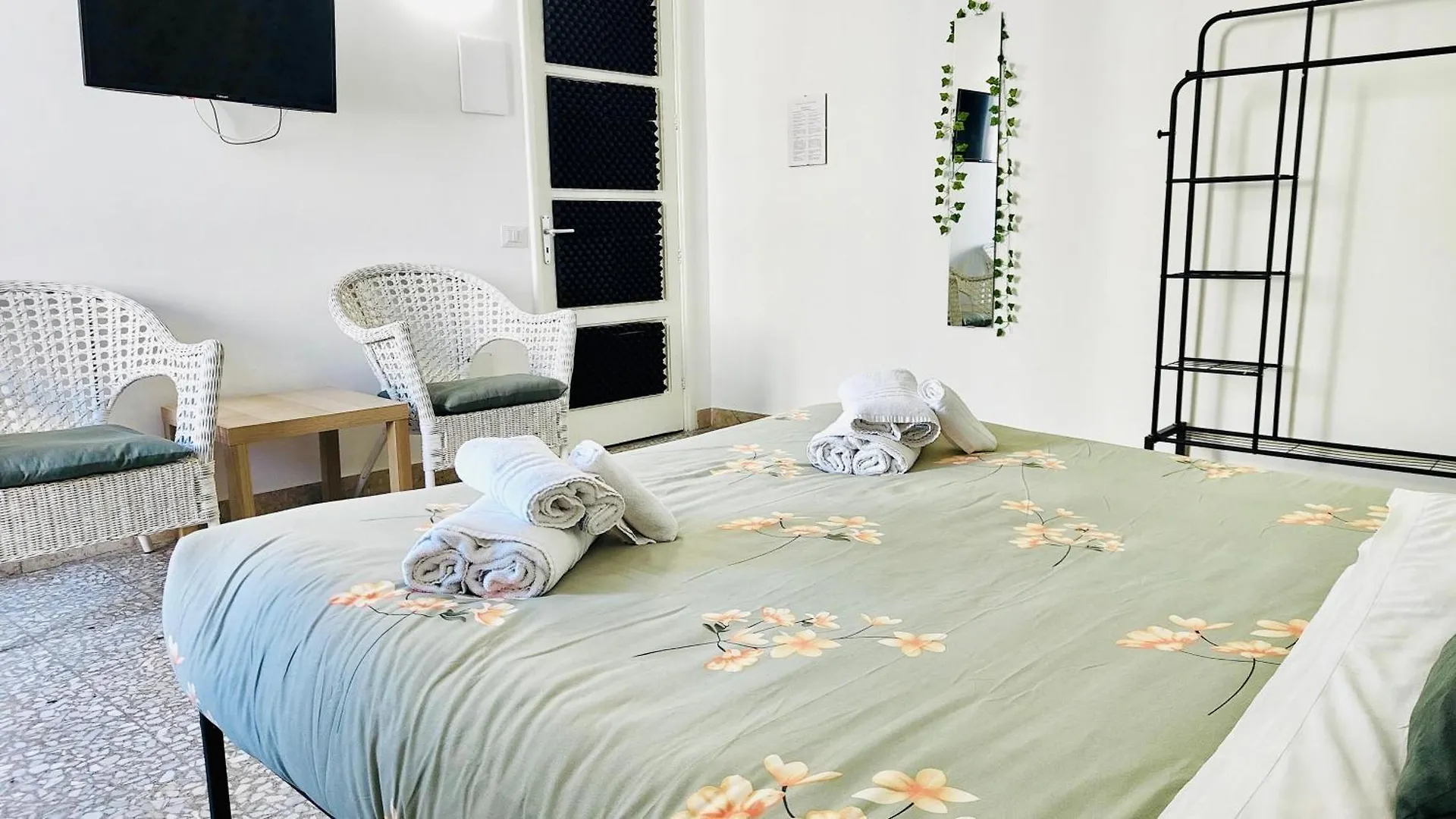 Terramare B&B CTA 0*, Catania Italien